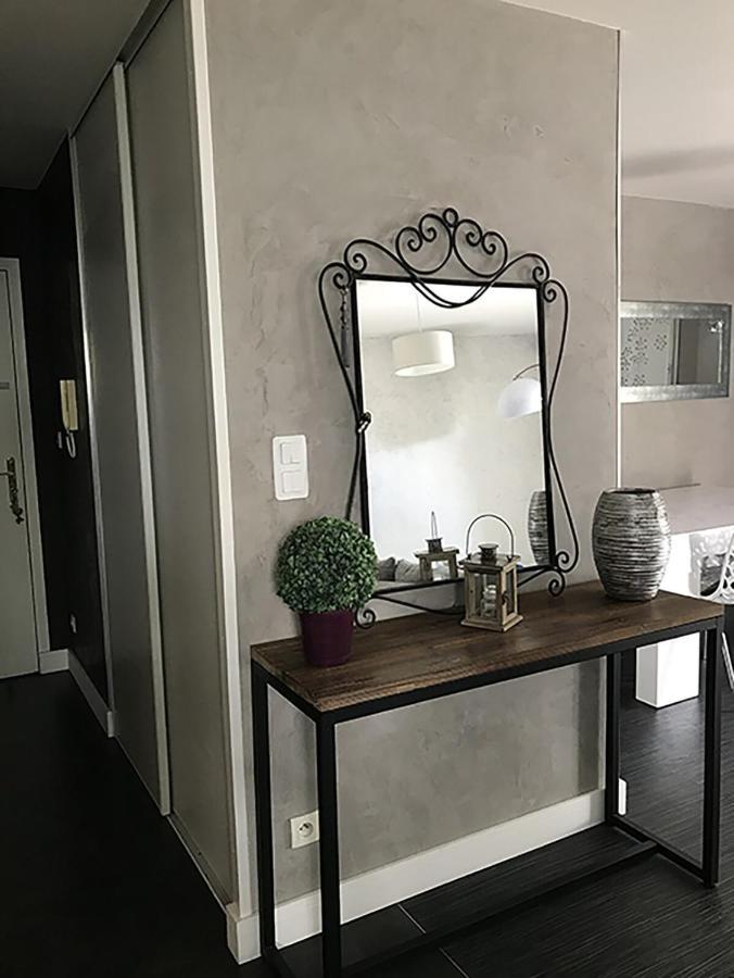 Bel Appartement Proche Tours Centre Bretonneau La Riche ภายนอก รูปภาพ